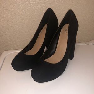 Black Chunky Heels